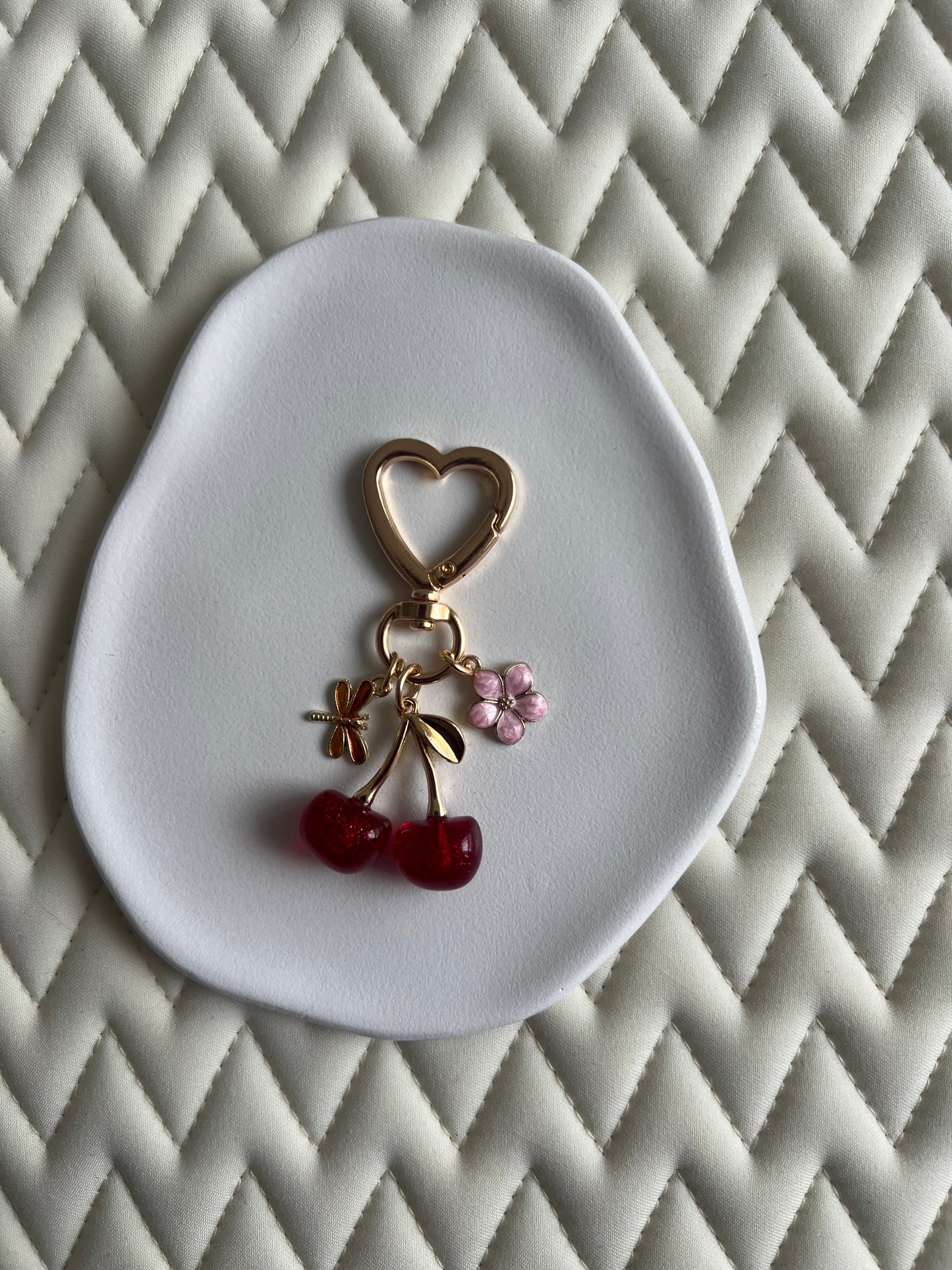 🍒 Bijoux licol : Rouge pailleté & or ❤️‍🔥