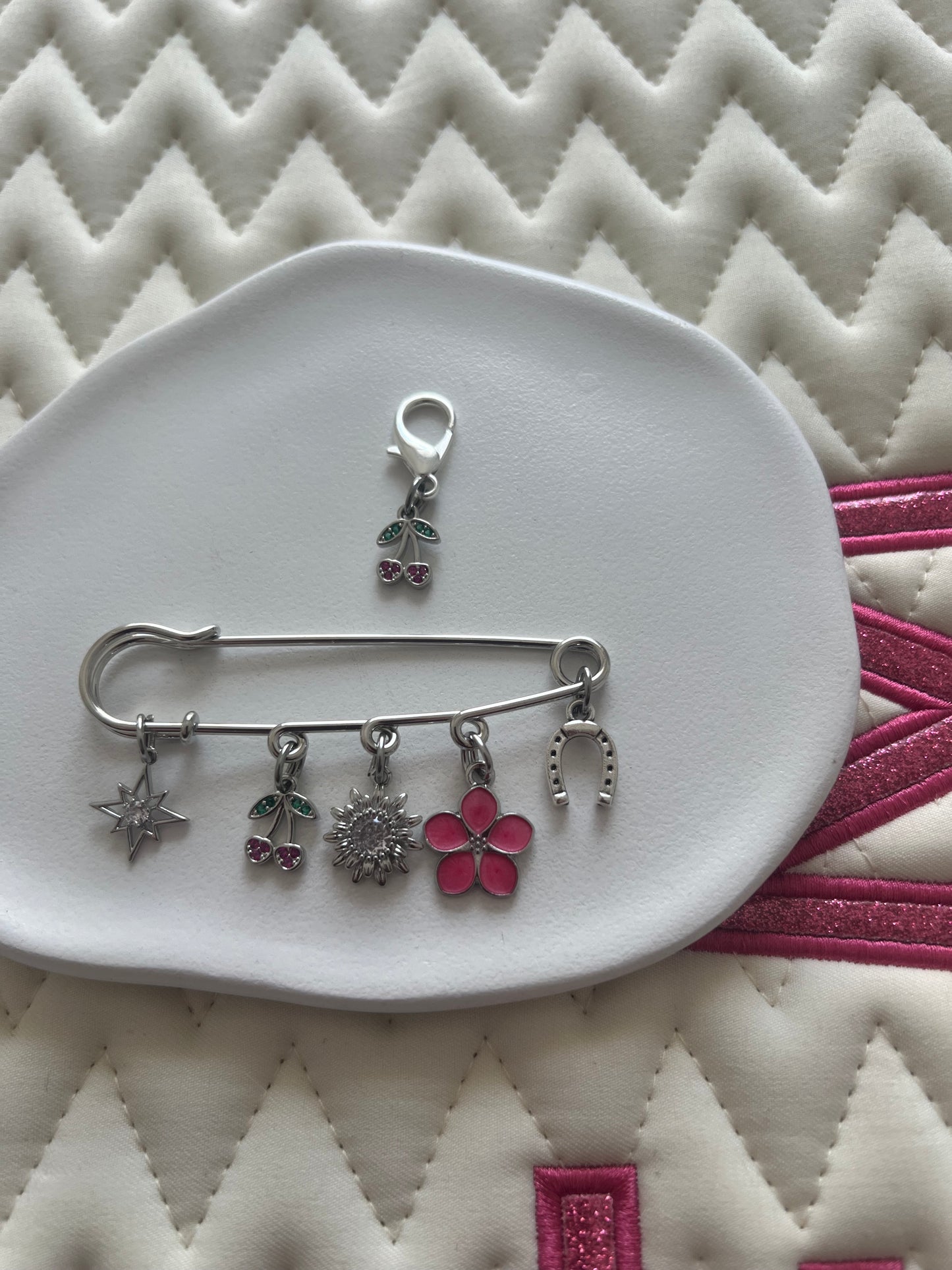 🍒✨ Cherry Chic Diamond (ARGENT)