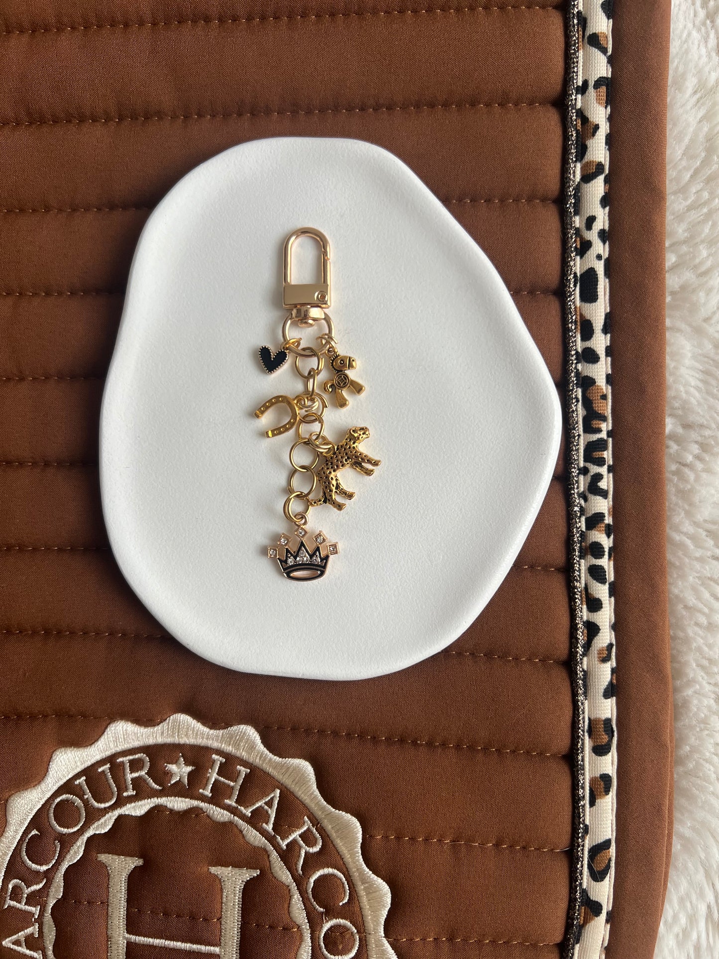 Bijoux de filet/ licol léopard doré ✨🐆🖤
