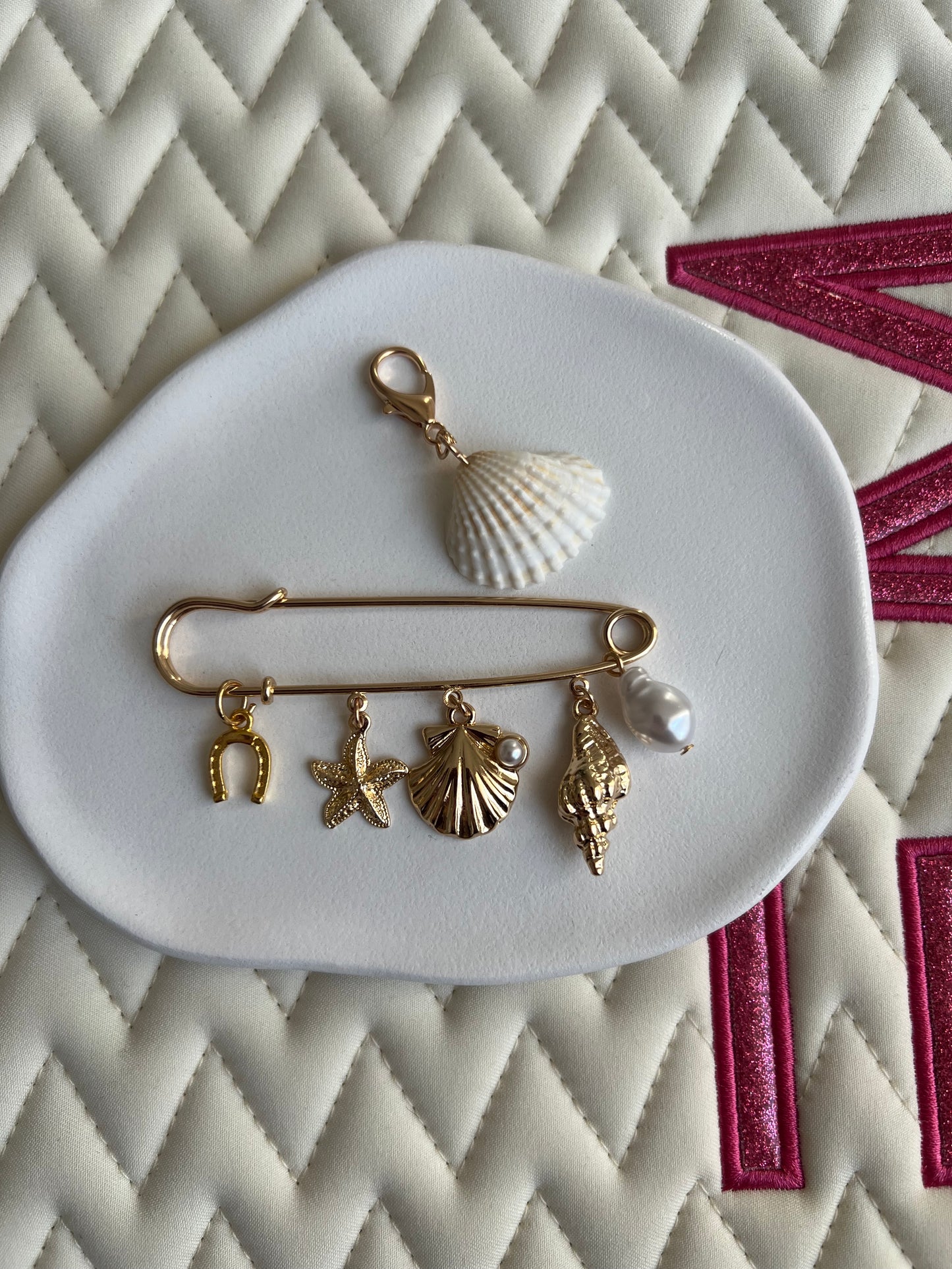 ✨ 🐚La Collection Coquillages broche + charm de filet ou bonnet ✨🐚