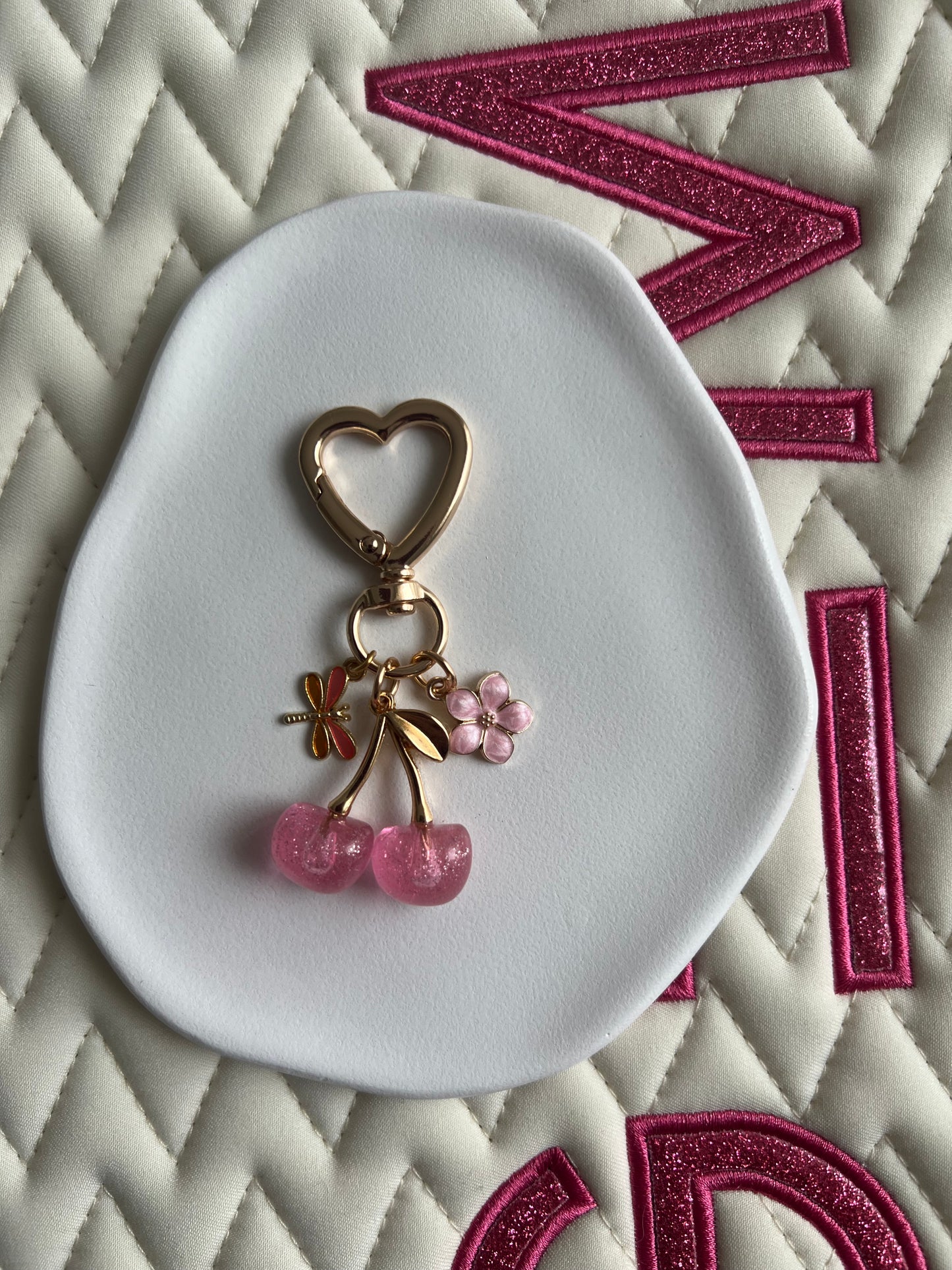🍒 Bijou pour licol : Rose pailleté & or 💖
