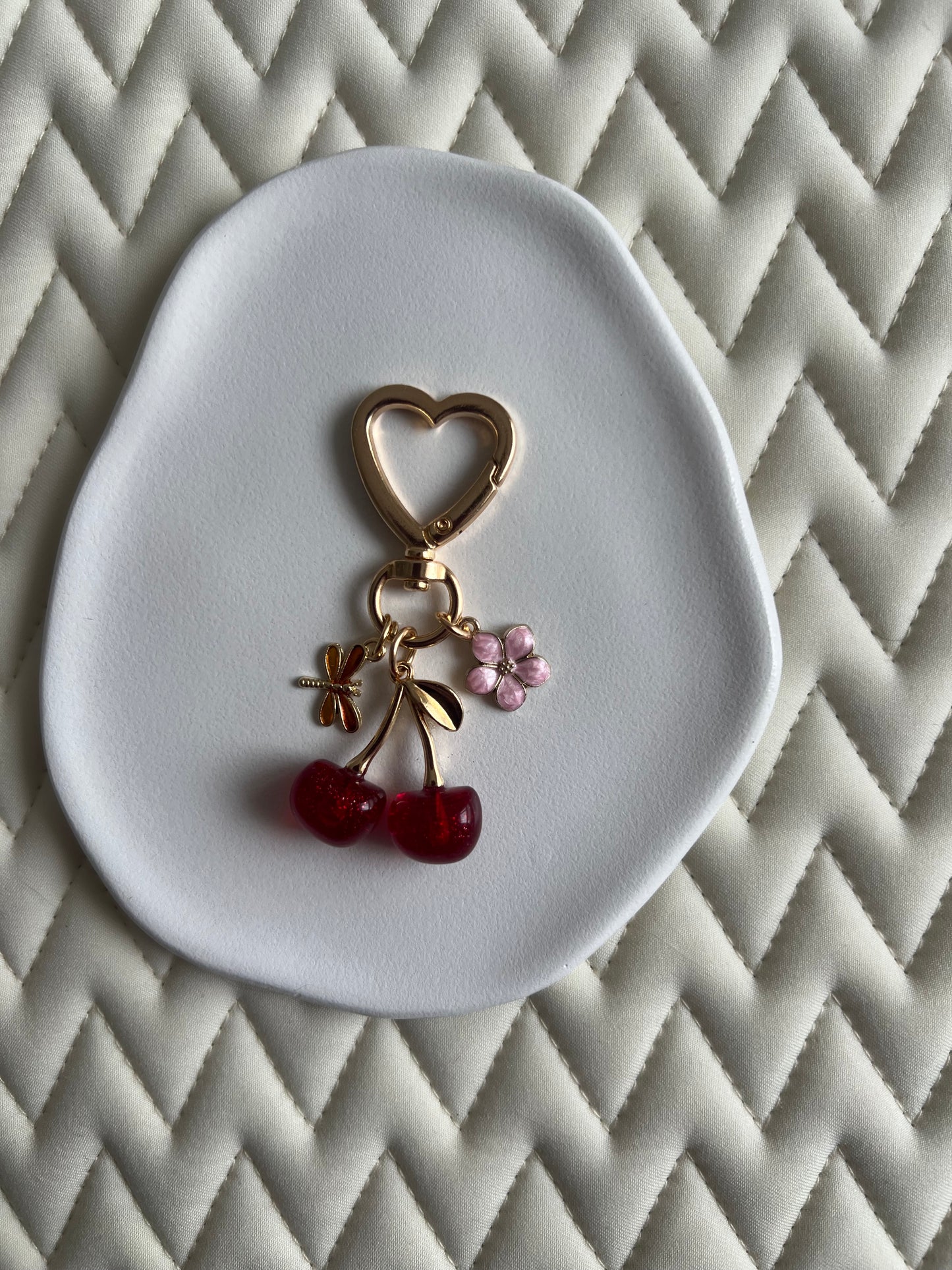 🍒 Bijoux licol : Rouge pailleté & or ❤️‍🔥
