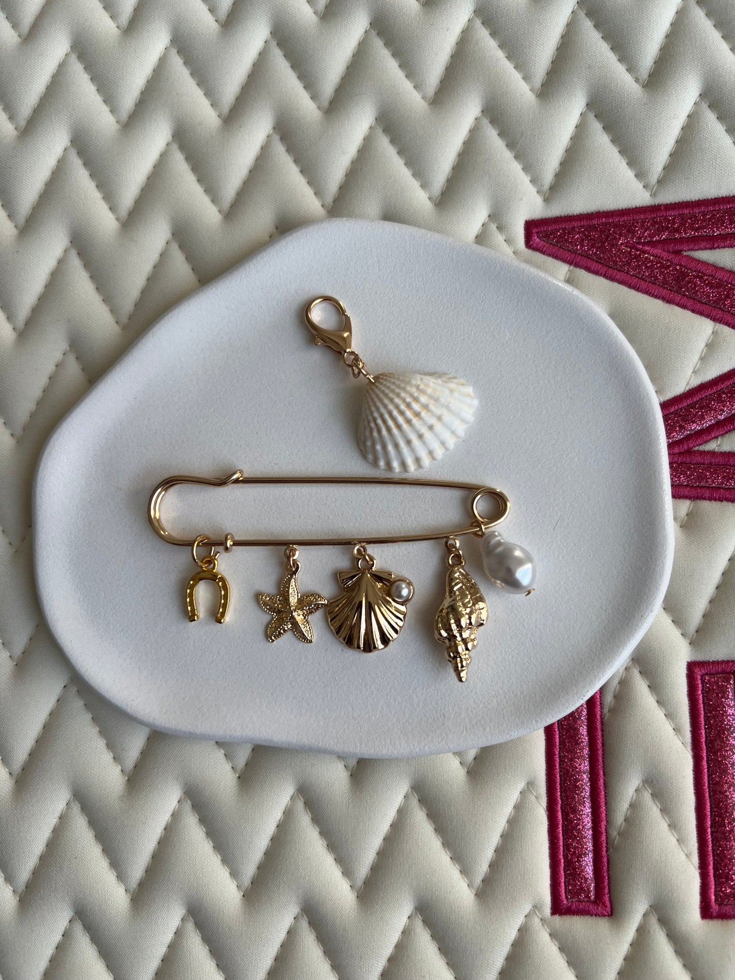 ✨ 🐚La Collection Coquillages broche + charm de filet ou bonnet ✨🐚