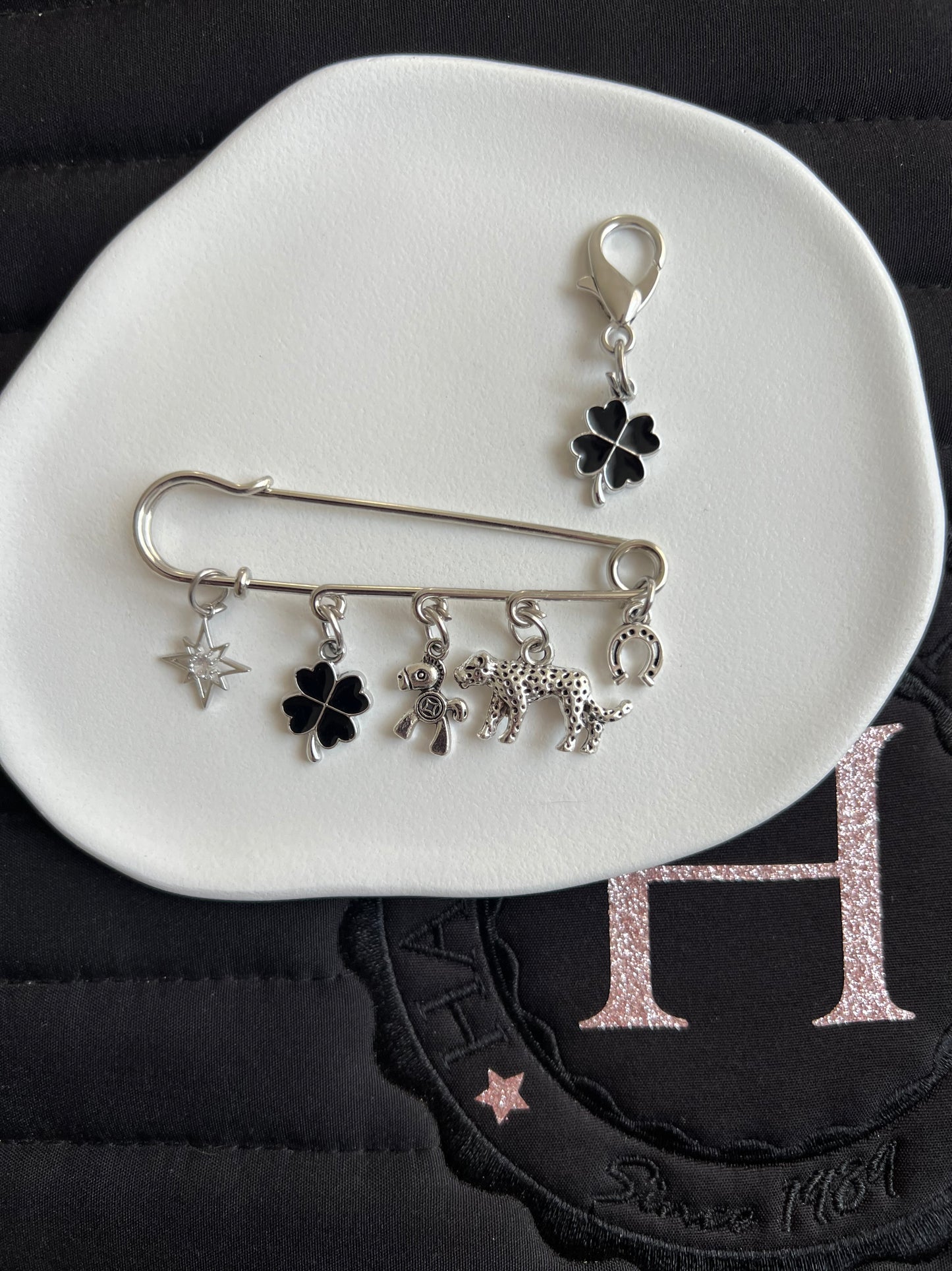 ✨🐆 LÉOPARD ARGENTÉ broche + charm 🐆✨