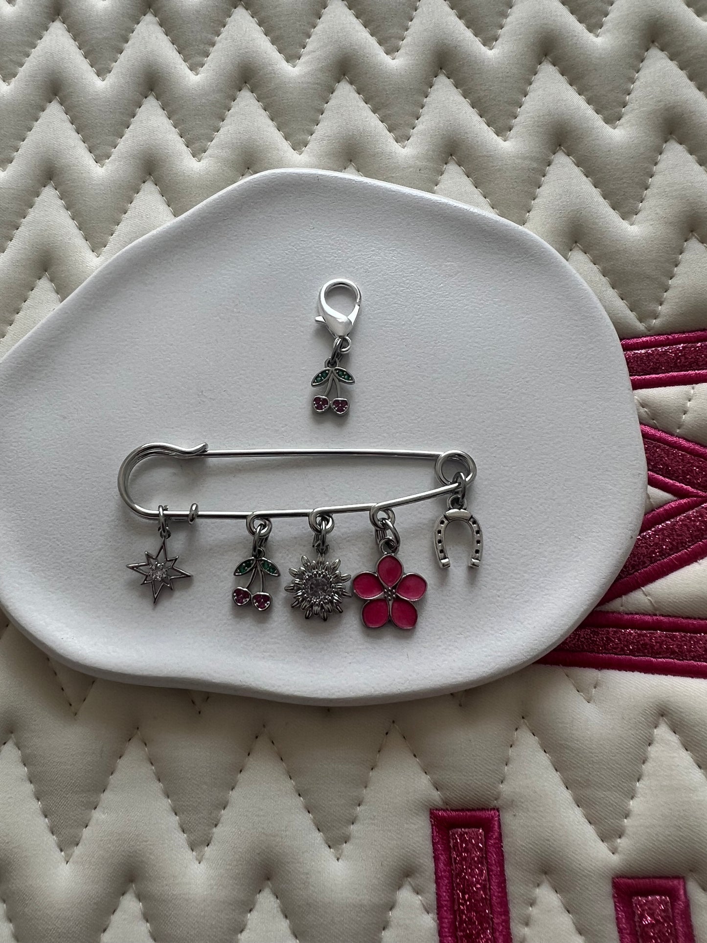 🍒✨ Cherry Chic Diamond (ARGENT)