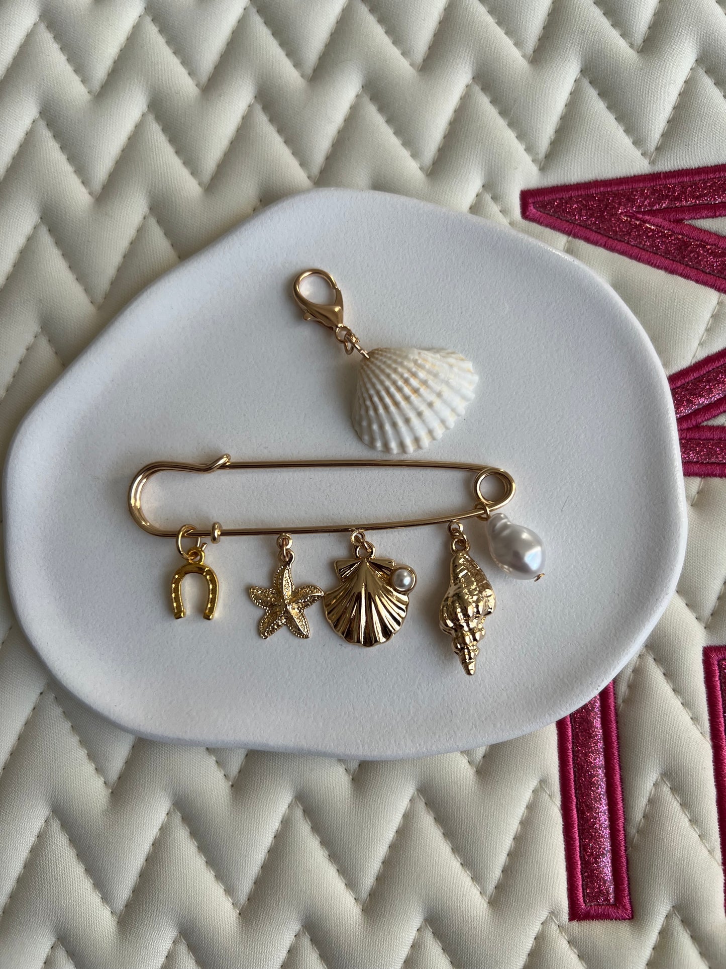 ✨ 🐚La Collection Coquillages broche + charm de filet ou bonnet ✨🐚