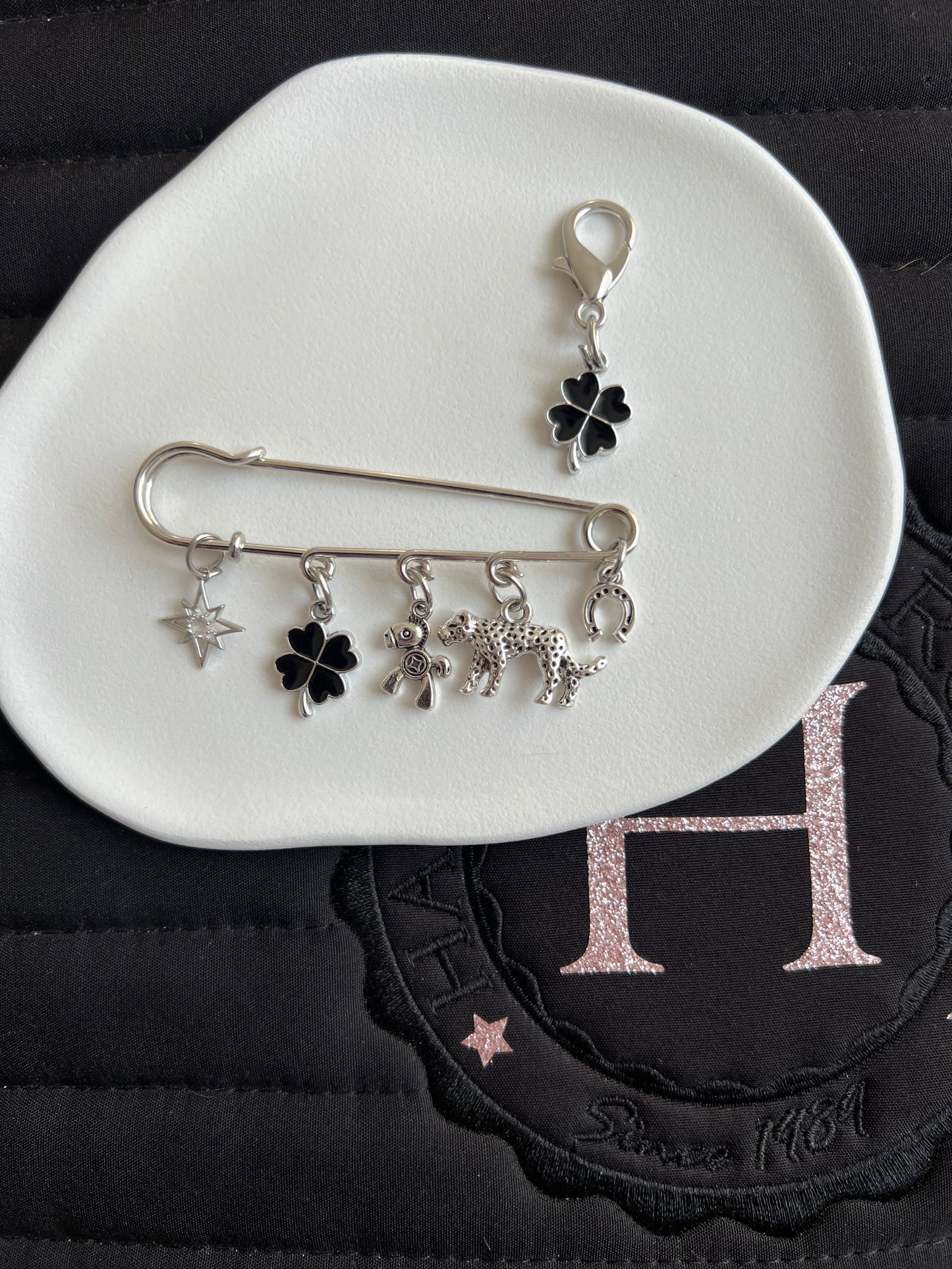 ✨🐆 LÉOPARD ARGENTÉ broche + charm 🐆✨